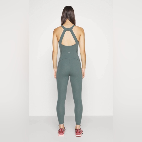 NWT Athleta Transcend bodysuit in Bali green XS - Picture 2 of 14